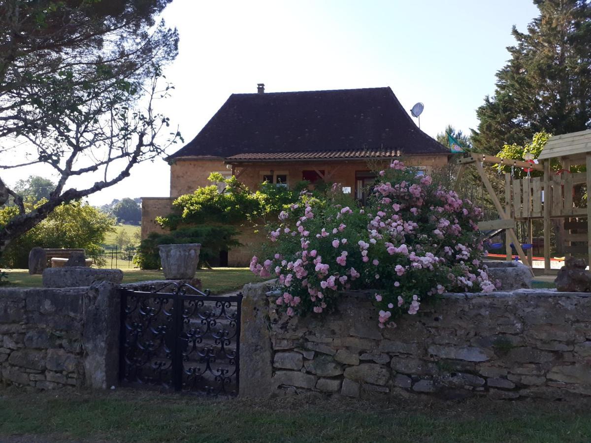 Gîte Las casitas du lot dans le Périgord Frayssinet-le-Gélat Exterior foto